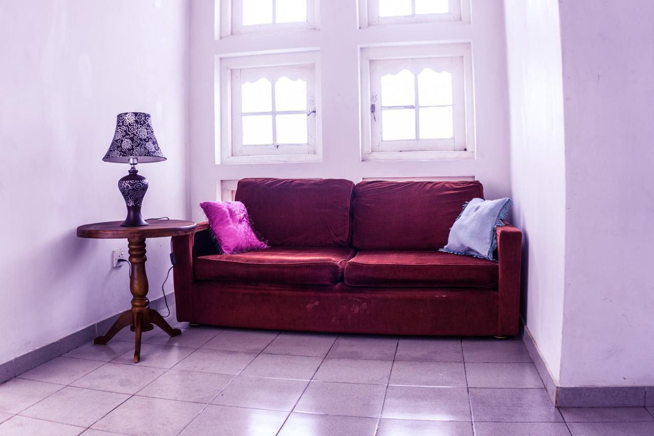 Lbl Colombo Hostel Buitenkant foto