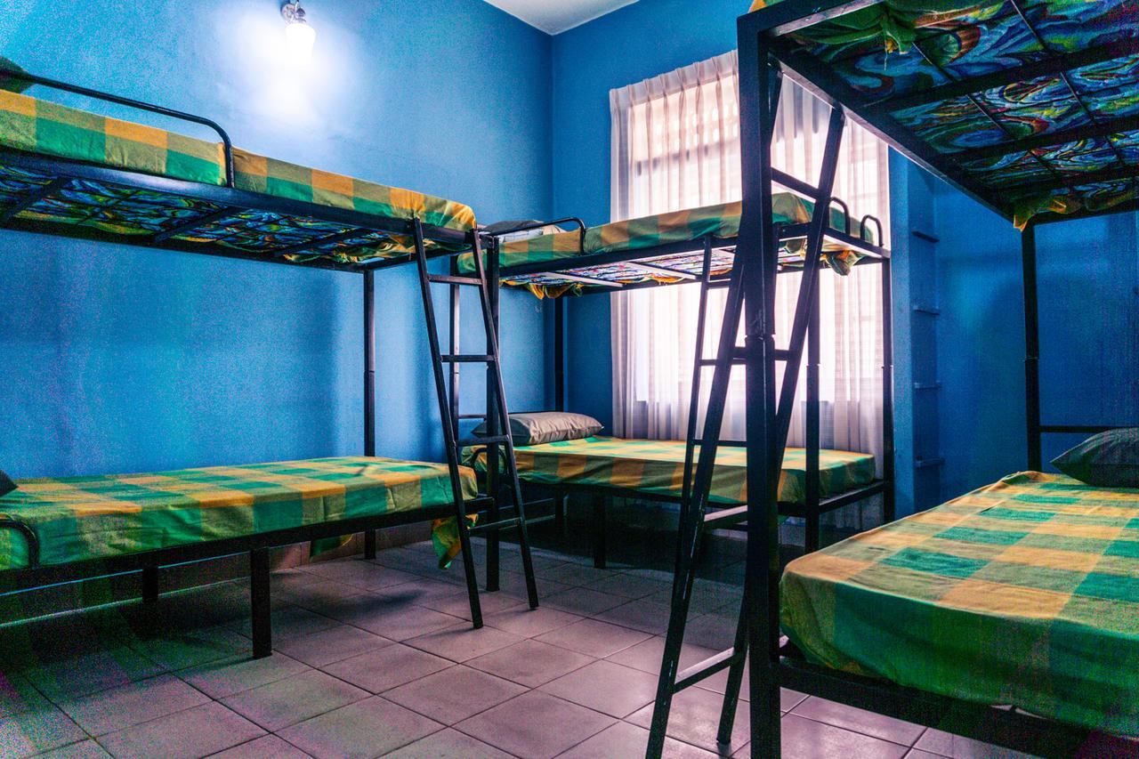 Lbl Colombo Hostel Buitenkant foto