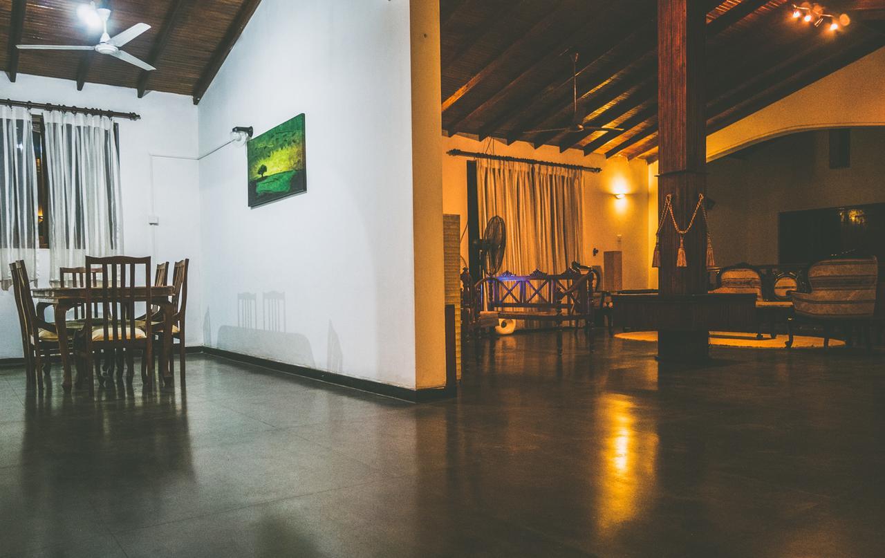 Lbl Colombo Hostel Buitenkant foto